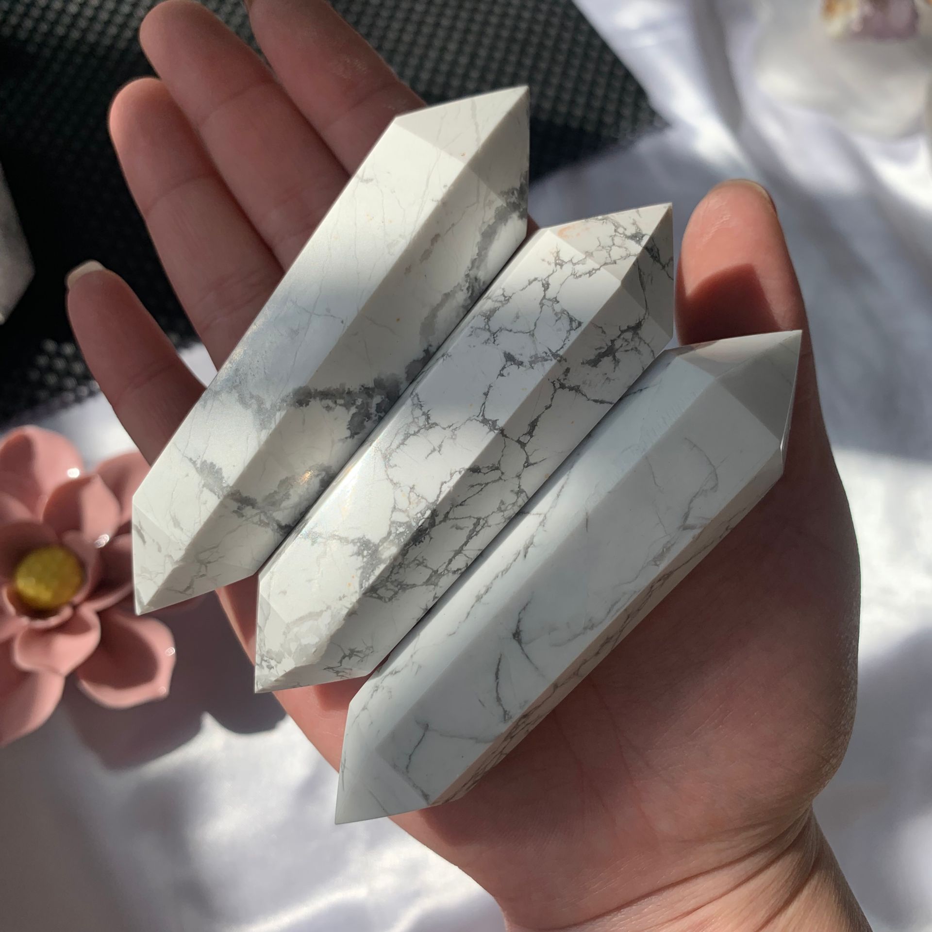 Double Terminals Howlite Point - crystal wholesale